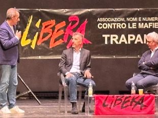 cara-giulia-la-voce-di-un-padre-che-diventa-impegno-al-teatro-pardo-il-messaggio-di-gino-cecchettin-video