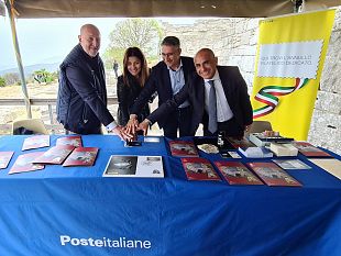trapani/poste-italiane-presentazione-francobollo-celebrativo-del-teatro-antico-di-segesta