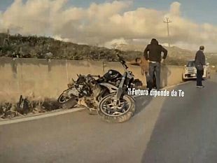 centauro-castelvetranese-ferito-dopo-lo-schianto-contro-un-muro-sulla-sp70