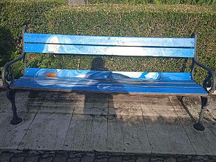 trapani-decorate-le-panchine-di-piazza-nino-castiglione