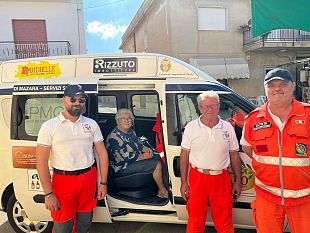 campobello-grande-successo-ed-apprezzamento-per-il-taxi-sociale