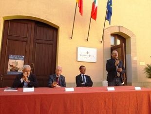 presentata-ieri-da-caruso-minini-la-trireme-romana-di-vela-latina-trapani