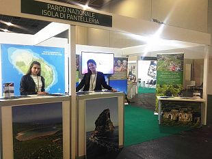 il-parco-nazionale-di-pantelleria-debutta-a-torino-con-parchi-damare
