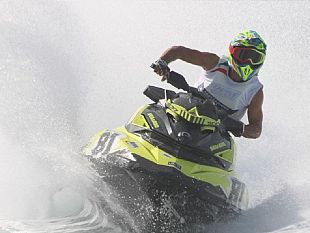 davide-di-maio-conquista-ancora-una-una-volta-il-granprix-di-aquabike
