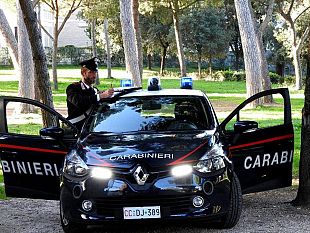 belice/salaparuta-non-si-ferma-allalt-dei-carabinieri-e-spara-con-la-pistola-arrestato
