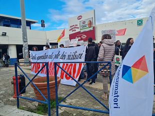 festivita-in-sicilia-e-ormai-sinonimo-di-caro-voli-anche-questanno-tornare-a-casa-per-pasqua-sara-proibitivo