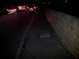 via-archi-cittadini-travolti-da-un-insolito-tombino