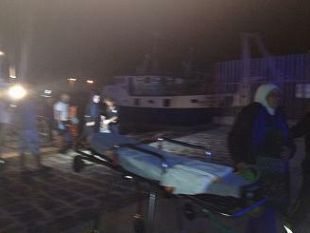 emergenza-immigrati-a-mazara-due-donne-siriane-incinte-soccorse-dalla-capitaneria-di-porto-al-largo-delle-coste-mazaresi