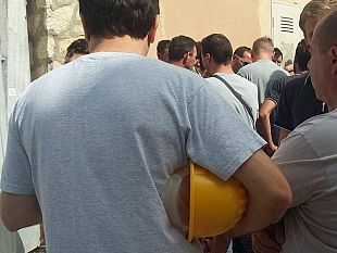 cantiere-ospedale-ajello-si-fermano-64-operai-mazaresi-2-mesi-senza-stipendio-rischi-per-la-fine-dei-lavori