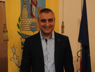 la-grutta-m5s-i-licei-devono-rimanere-a-mazara-del-vallo-verificare-i-locali-comunali-utilizzabili