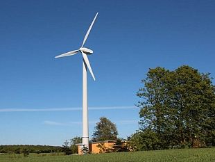 san-ciro-pale-eoliche-ancora-in-funzione-il-comitato-incalza-lamministrazione-replica