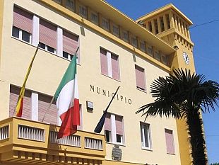 paceco-si-sposta-lisola-mobile-per-i-rifiuti-ingombranti-ed-elettronici