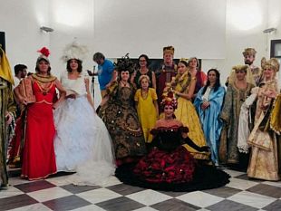 vestii-darte-vestii-damore-rosalba-dannibale-racconta-mazara-attraverso-gli-abiti