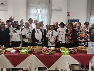 lassociazione-auser-ha-organizzzato-una-festa-per-laccoglienza-dei-global-volunteers