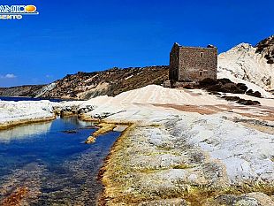 lesercito-lascia-punta-bianca