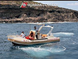pantelleria-bagnante-soccorso-dalla-guardia-costiera