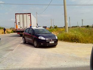 inseguimento-di-un-tir-concluso-nel-tratto-mazarese-della-ss115-il-mezzo-era-stato-requisito-a-palermo