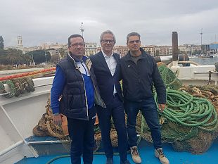 leurodeputato-salvatore-cicu-incontra-gli-equipaggi-di-due-pescherecci-di-mazara-del-vallo
