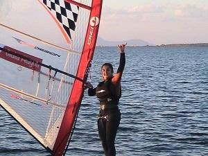 la-marsalese-giulia-alagna-verso-i-giochi-olimpici-di-windsurfing