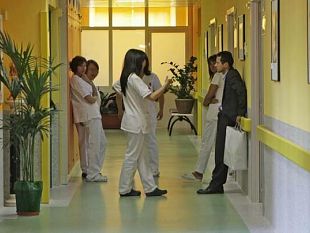 guardiamo-alla-bambina-morta-e-dimentichiamo-le-nostre-responsabilita