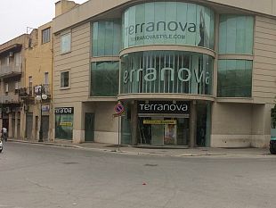 mazara-un-finto-cliente-rapina-il-negozio-di-abbigliamento-terranova-cresce-psicosi-rapina-in-citta