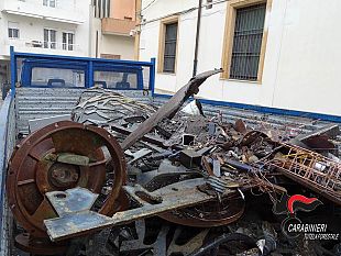 trapani/controlli-su-strada-sequestrato-autocarro-che-trasportava-rifiuti-pericolosi
