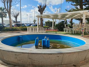 mazara-nuovamente-fuoriuso-la-fontana-di-villa-garibaldi-un-problema-che-sembra-non-trovare-soluzione