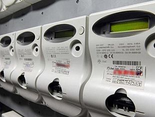salemi/allaccia-abusivamente-le-utenze-elettriche-e-idriche-a-quelle-del-fratello