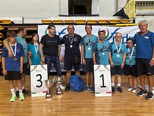 gli-atleti-della-asd-paralimpica-mimi-rodolico-trionfano-ai-campionati-italiani-di-tennis-tavolo-a-reggio-calabria