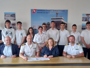 mazara-alternanza-scuola-lavoro-tra-is-r-daltavilla-e-capitaneria-di-porto