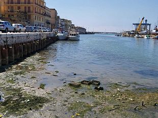 dragaggio-del-porto-di-mazara-la-citta-e-sempre-in-attesa-regione-sveglia
