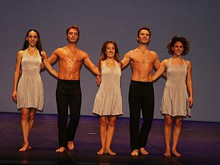 campobello-spettacolo-dedicato-ai-malati-oncologici-standing-ovation-ieri-sera-al-selinus-per-simona-atzori