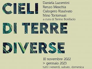 oggi-il-vernissage-di-molteplici-cieli-di-terre-diverse