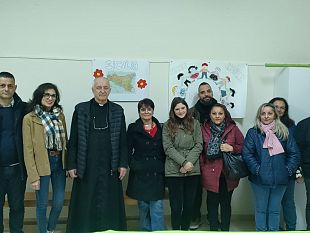 mazara-due-la-cena-di-betlemme-casa-del-pane-con-famiglie-del-quartiere