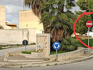 mazara-il-rompicapo-della-rotatoria-allincrocio-via-salemi-e-della-pace