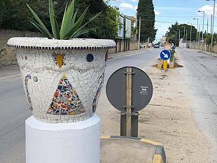 mazara-ripreistinati-gli-arredi-degli-spartitraffico-di-via-marsala