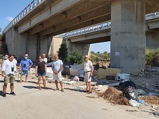 mazara-grande-discarica-abusiva-persiste-nelle-vie-giuffo-e-buttitta-protestano-i-residenti