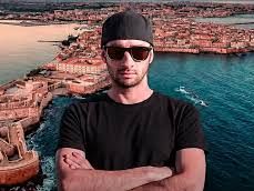 siracusa-domani-lesibizione-di-sonik-in-dj-set