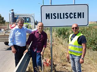 misiliscemi-collocata-nuova-segnaletica-e-rilasciati-i-primi-documenti