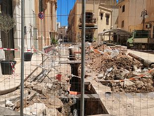 comu-fini-finalmente-sistemato-tratto-condotta-idrica-in-piazza-scaterina