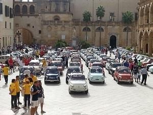 mazara-raduno-500-oltre-cento-auto-in-corteo