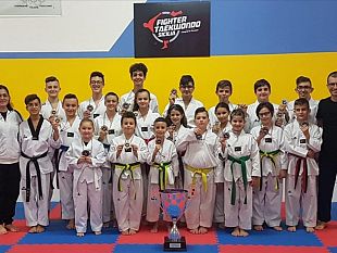 mazara-fighter-taekwondo-pioggia-di-medaglie-al-secondo-trinacria-cup-di-barcellona-pozzo-di-gotto
