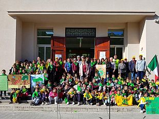 la-festa-dellalbero-al-plesso-dante-alighieri