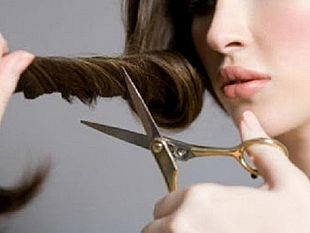 salemi-il-leo-club-in-campo-per-aiutare-i-malati-oncologi-con-liniziativa-ti-dono-la-parrucca