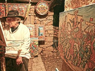 a-favignana-la-festa-dei-rossi-e-sicily-style-sullisola-anche-felice-scire-ultimo-pittore-di-carretti-siciliani