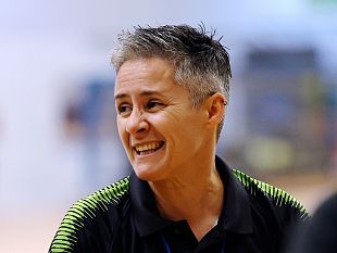 handball-erice-si-dimette-lallenatrice-gutierrez-dopo-la-partita-persa-contro-il-brixen-sudtirol