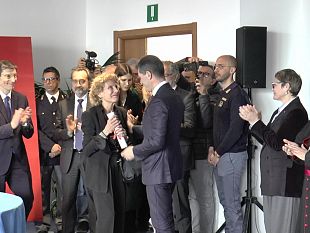 castelvetranola-polizia-di-stato-intitola-la-sala-del-commissariato-di-ps-al-prefetto-antonio-manganelli