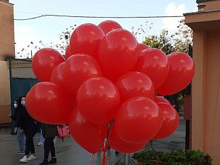 allipseoa-titone-in-volo-tra-sogni-e-desideri-per-dire-no-alla-violenza