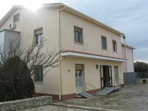 senza-stipendio-da-piu-di-un-anno-i-lavoratori-della-vivere-con-i-comuni-non-pagano-le-rette-per-gli-ospiti