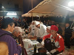 grande-successo-di-pubblico-a-borgata-costiera-per-il-cooking-show